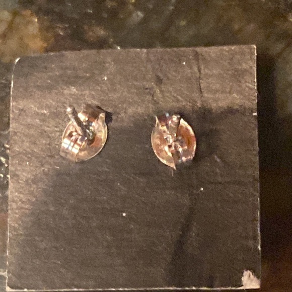 Zuni.. Turquoise studs..earrings 🌺 - Picture 4 of 4